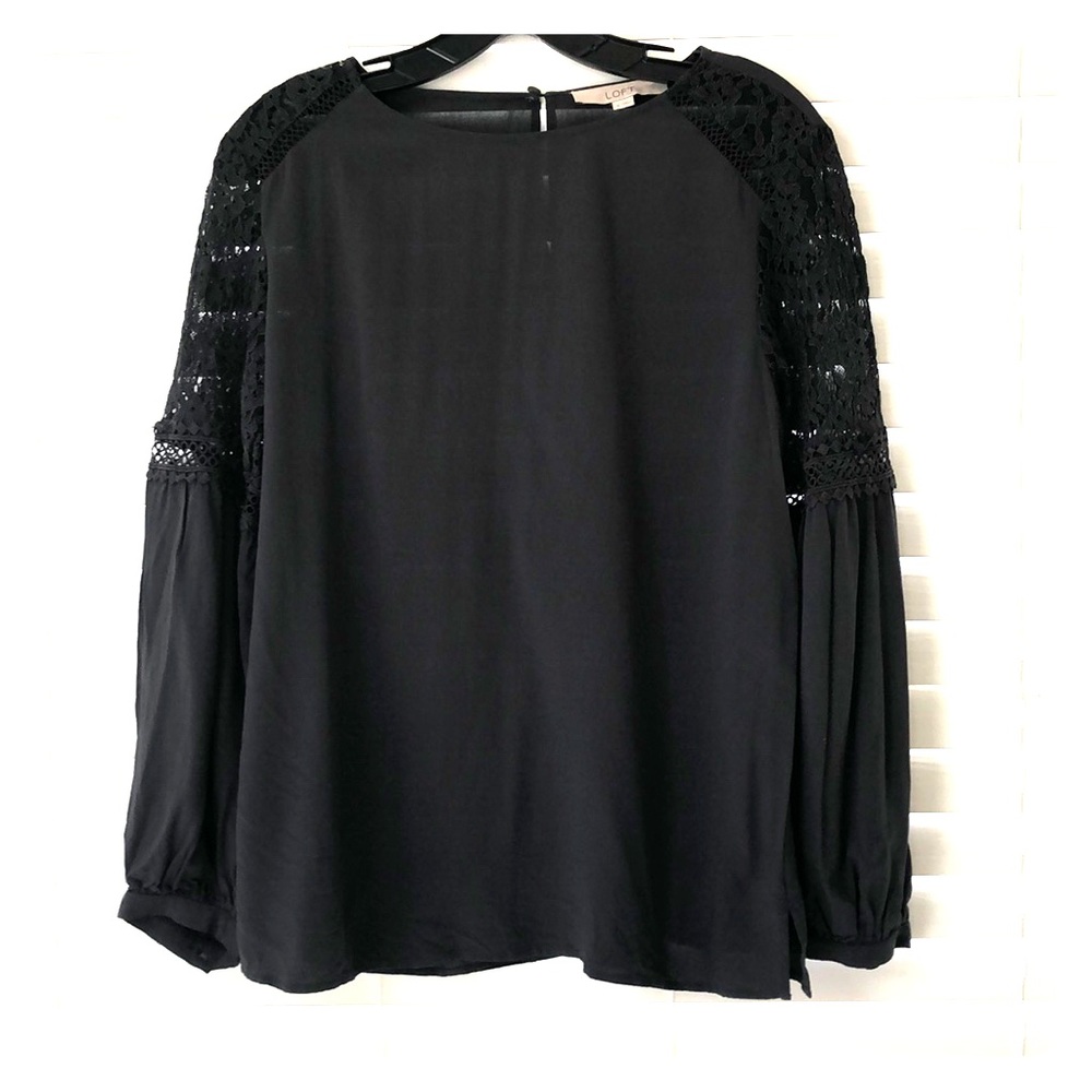 LOFT Medium long sleeve charcoal grey top NWT!